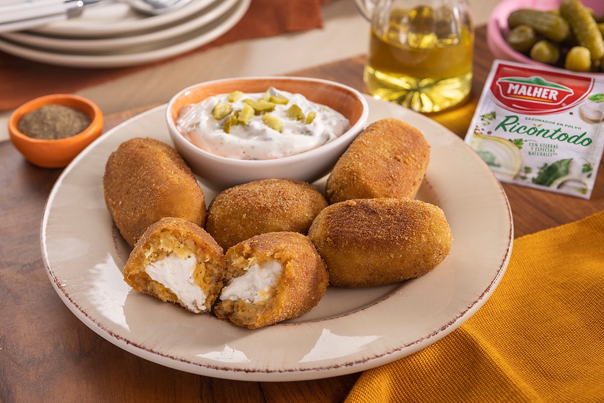 CROQUETAS DE ATÚN CROQUETAS DE ATÚN