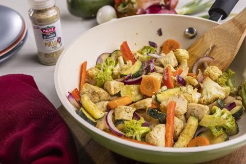 POLLO CON VEGETALES SALTEADOS