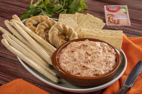DIP DE ATÚN Y CHIPOTLE